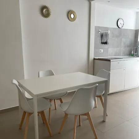 Appartement Carmelitani Center *